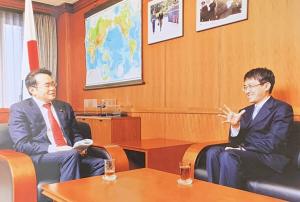 羽生善治さんと防衛政務官時代に
