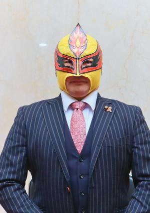 タコスキッド議員写真