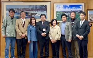 扶餘郡青少年の星訪問団表敬訪問