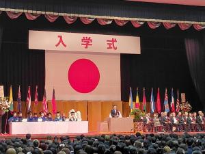 日経大入学式1