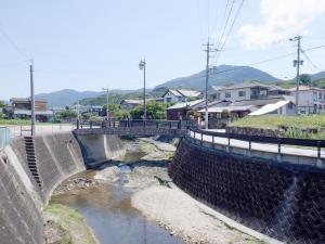 岩ふみ川