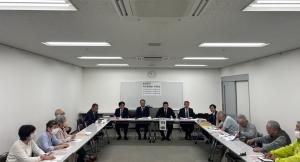 建設経済常任委員会の様子