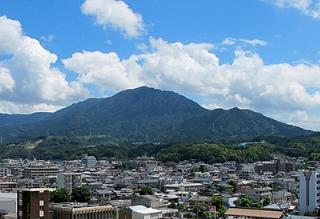 宝満山遠景画像