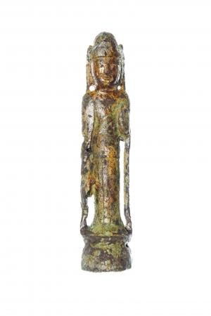 銅造菩薩形立像の写真